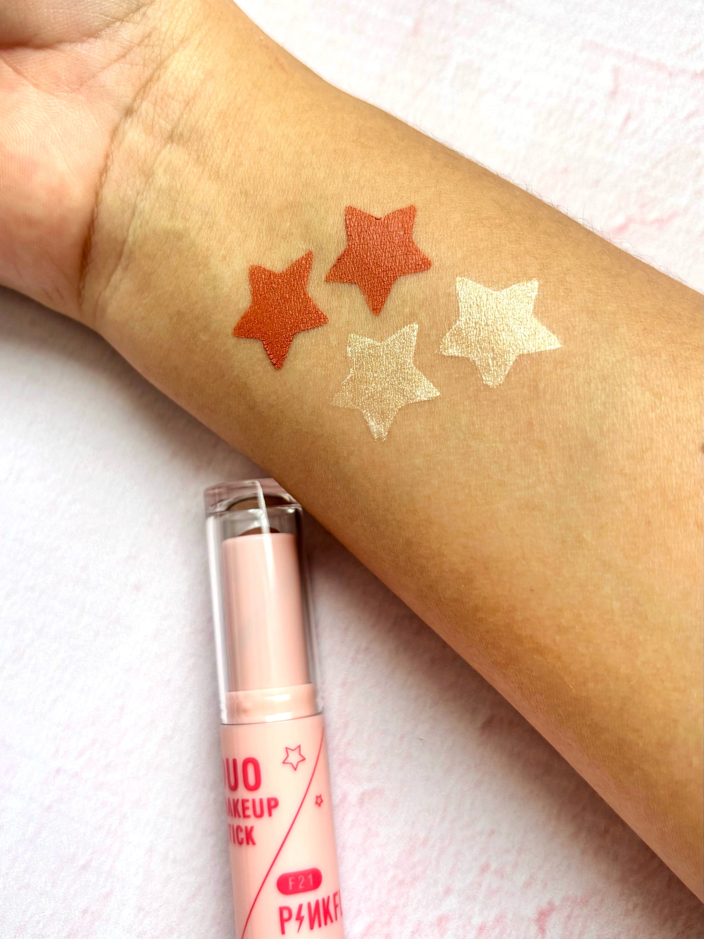 Dúo contorno e iluminador Pink Flash rostro definido