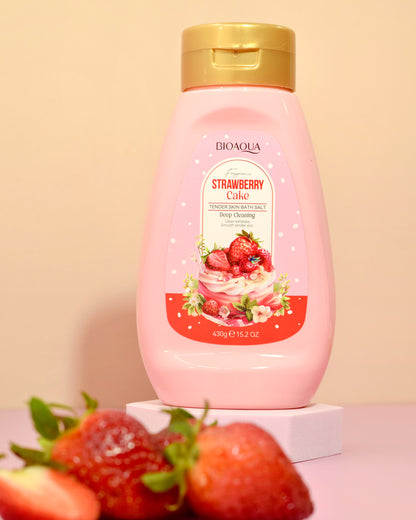 Kit Corporal Bioaqua Strawberry Cake Hidratante, Exfoliante y Suavizante