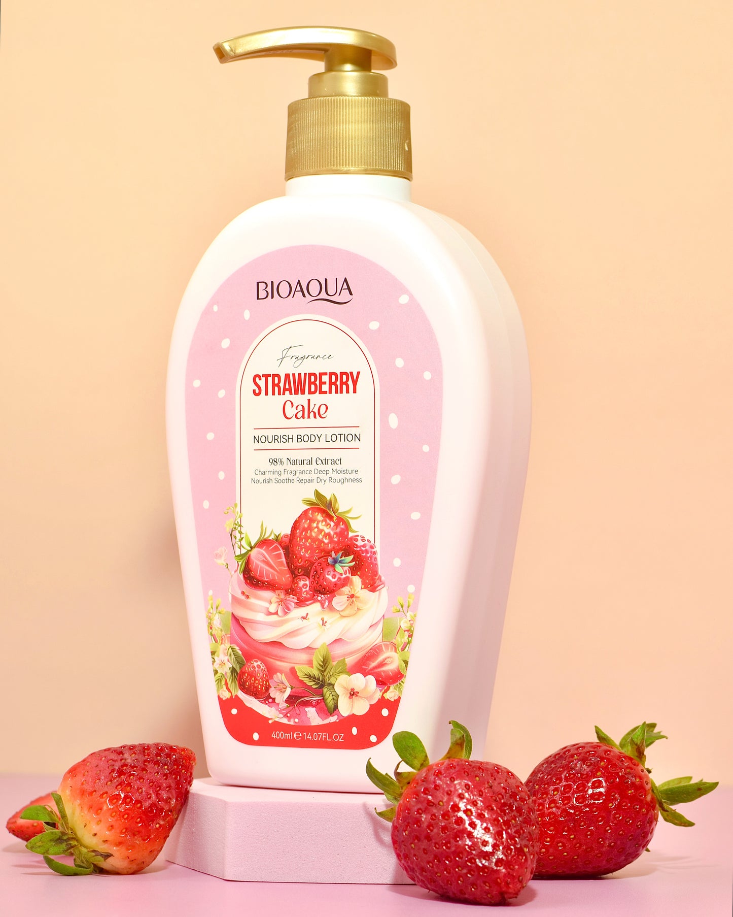 Kit Corporal Bioaqua Strawberry Cake Hidratante, Exfoliante y Suavizante